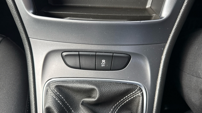 Vauxhall Astra 1.4T 16V 125 Design 5dr Petrol Hatchback